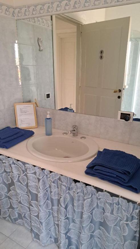 Il Profumo Di Ginestre Bed & Breakfast Olbia Exterior foto